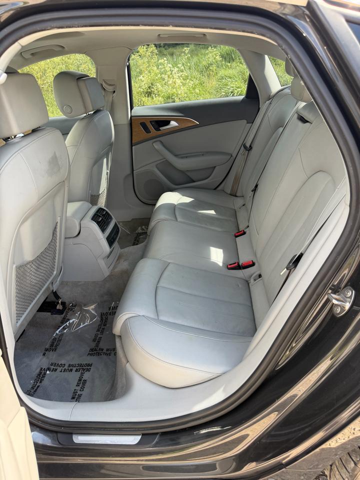 Audi A6 3.0T quattro Tiptronic 2012