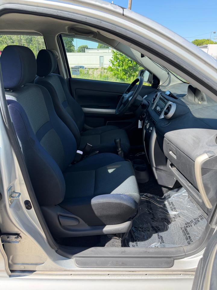 Scion xA  2006