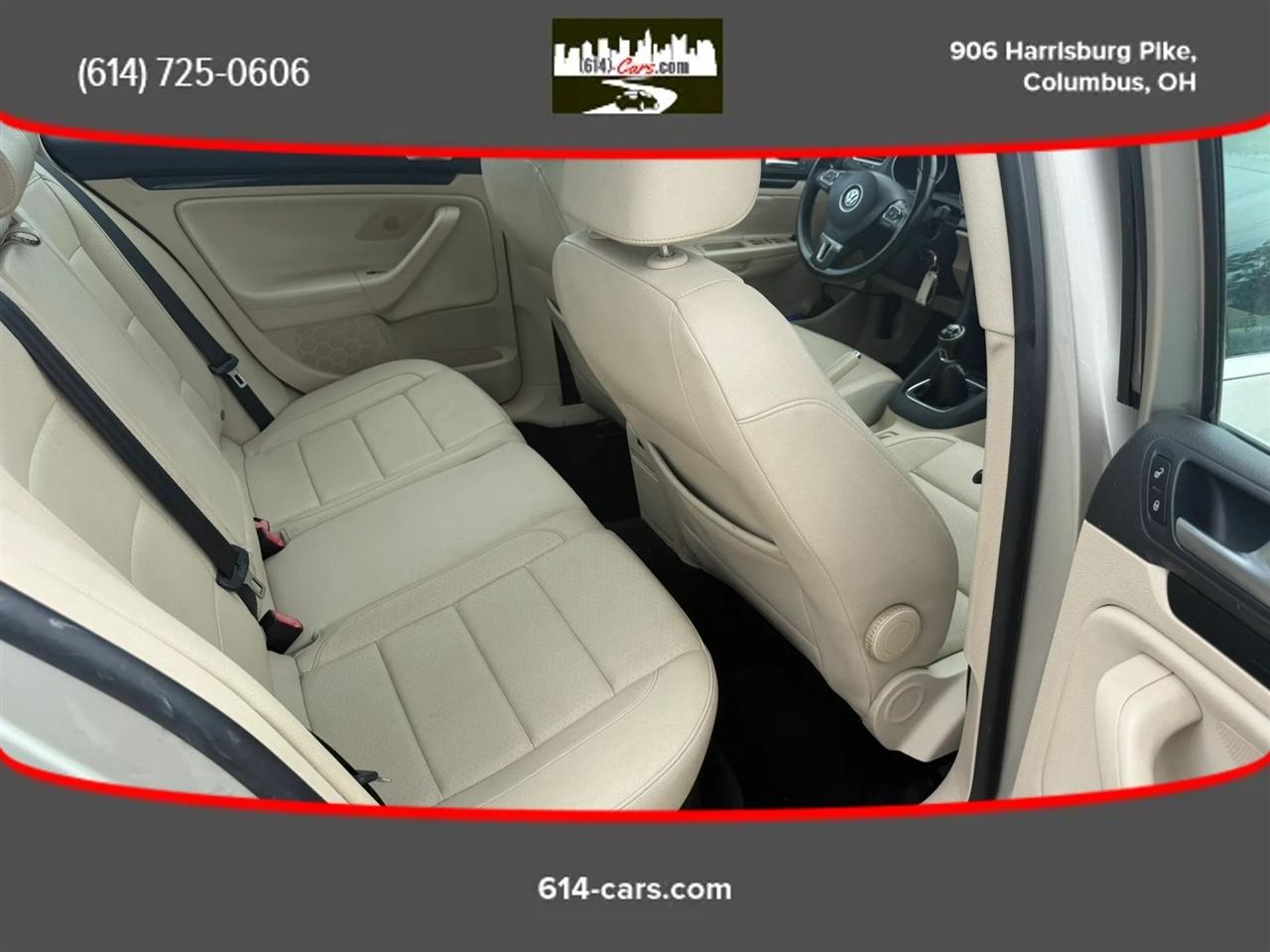Volkswagen Jetta SportWagen 2.0L TDI 2013