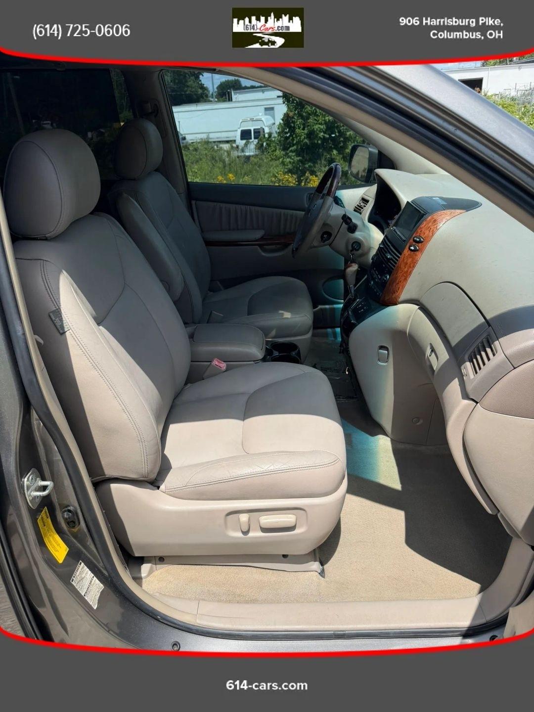 Toyota Sienna XLE AWD 2005