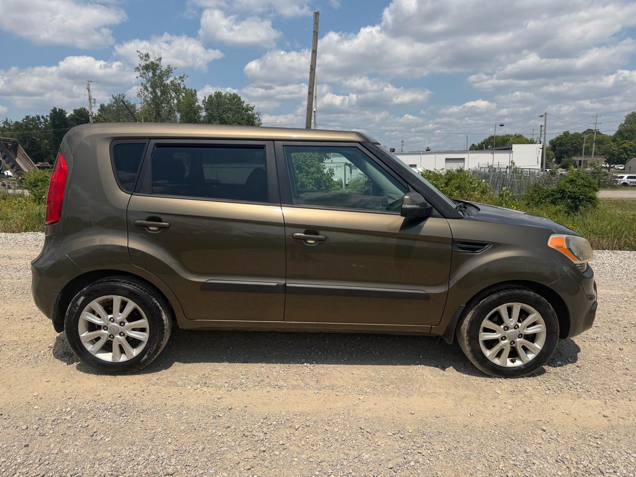 Kia Soul Base 6M 2012