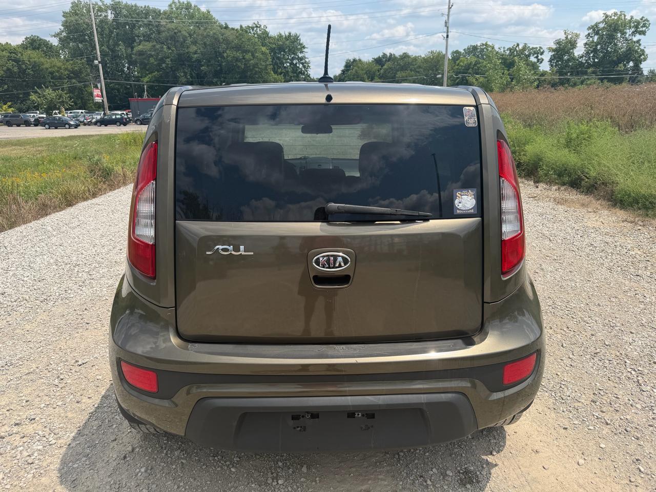 Kia Soul Base 6M 2012