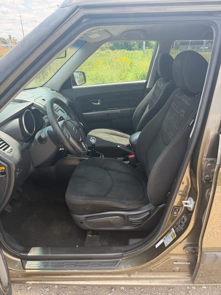 Kia Soul Base 6M 2012