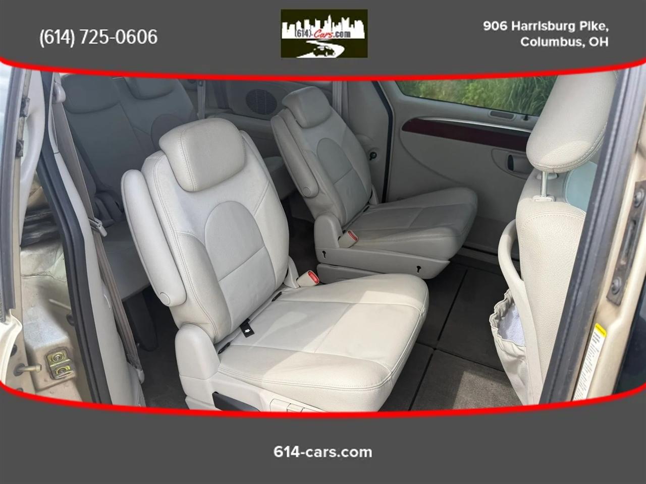 Chrysler Town & Country Limited 2005