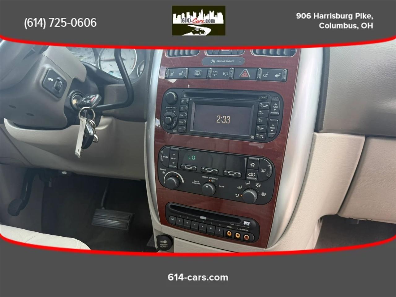 Chrysler Town & Country Limited 2005