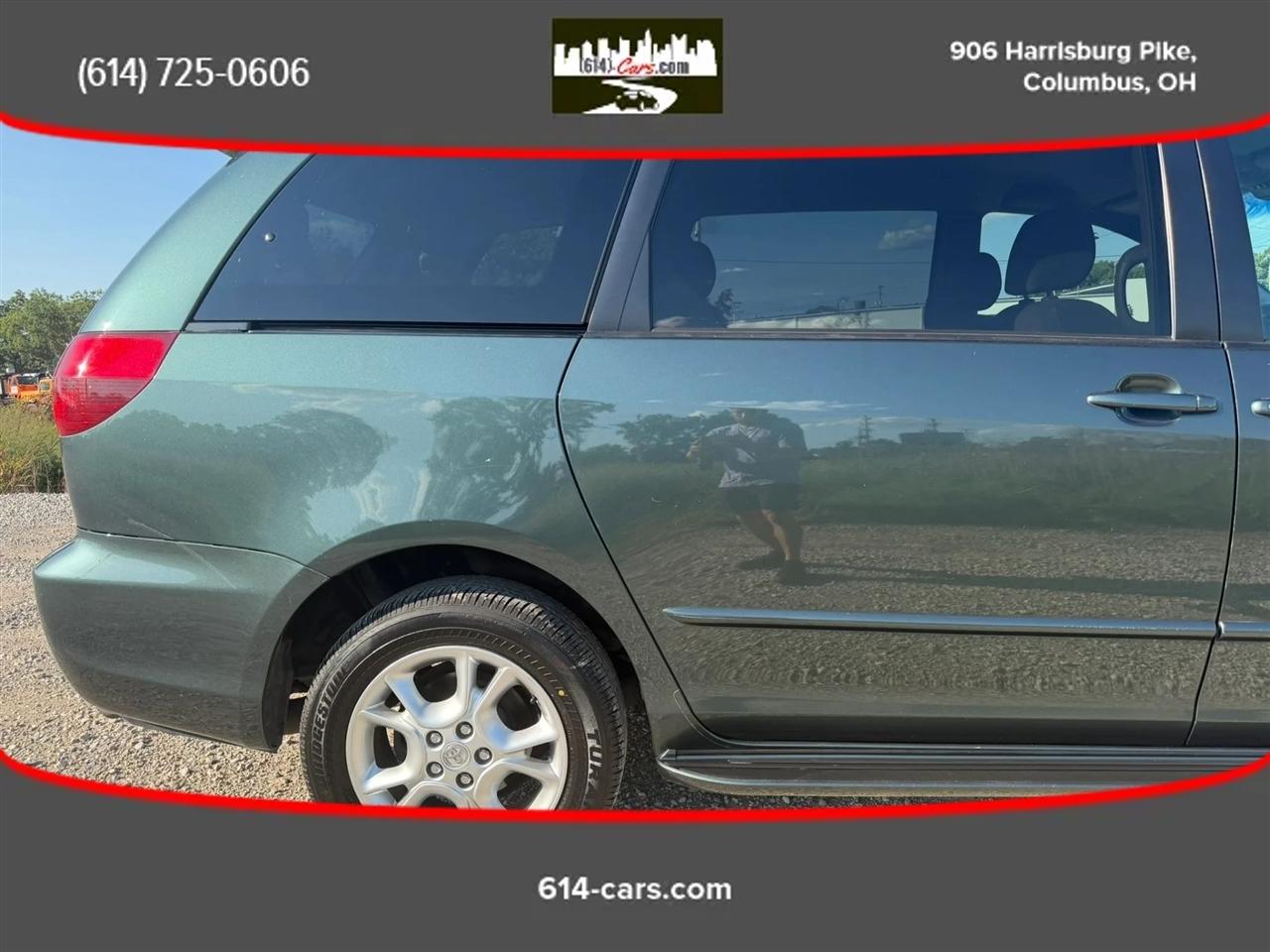 Toyota Sienna LE AWD 2004