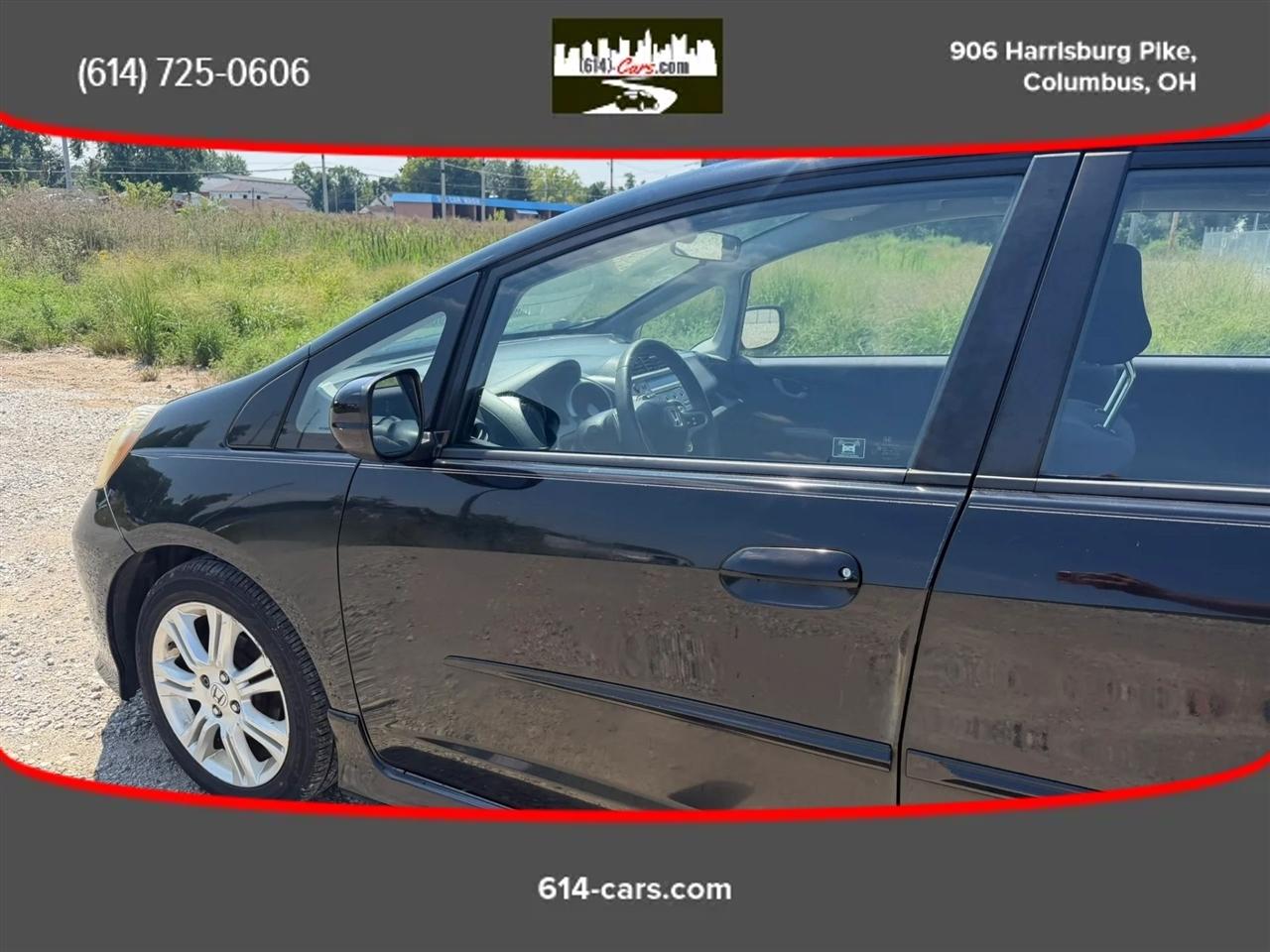 Honda Fit Sport 5-Speed AT 2011