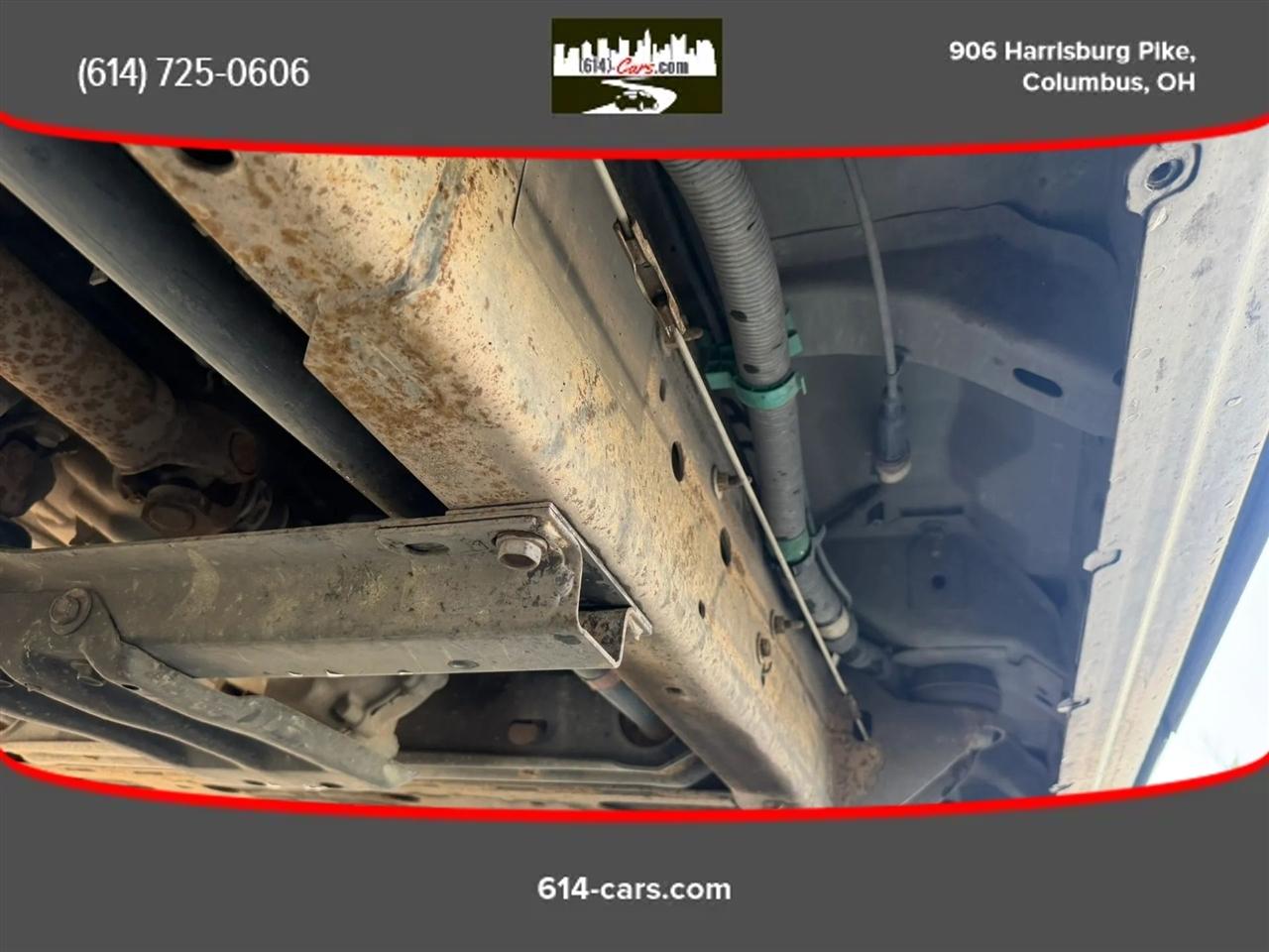 Chevrolet Suburban LS 2500 4WD 2011