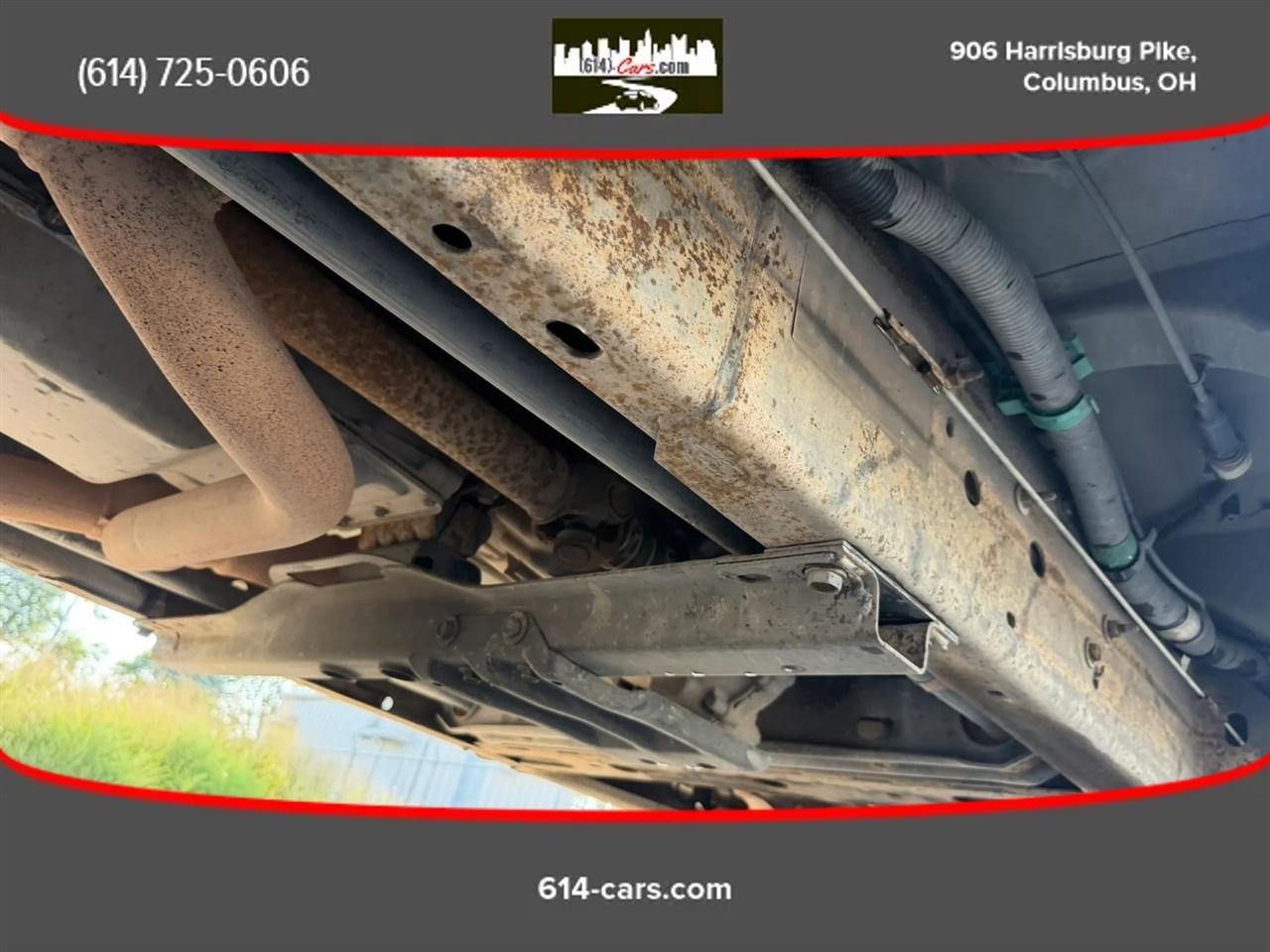 Chevrolet Suburban LS 2500 4WD 2011