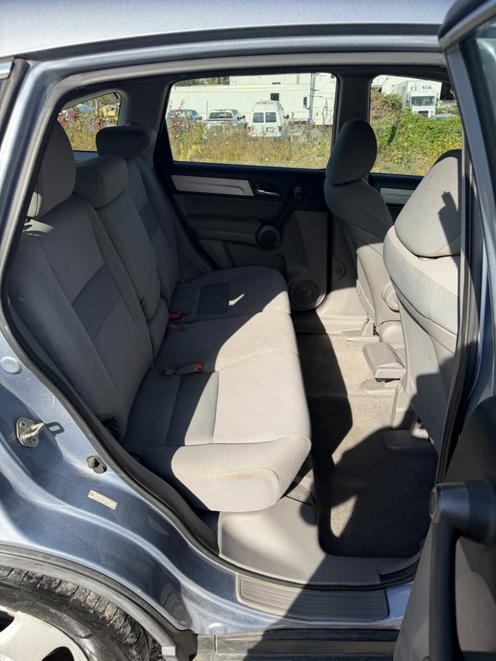 Honda CR-V LX 4WD 5-Speed AT 2011