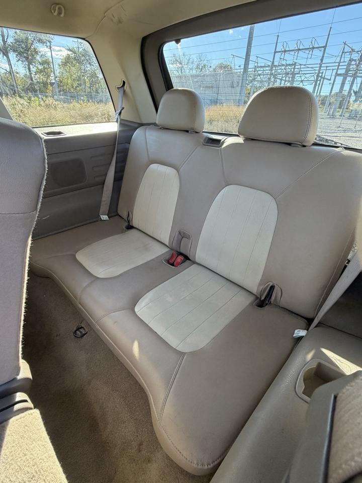 Mercury Mountaineer  2004