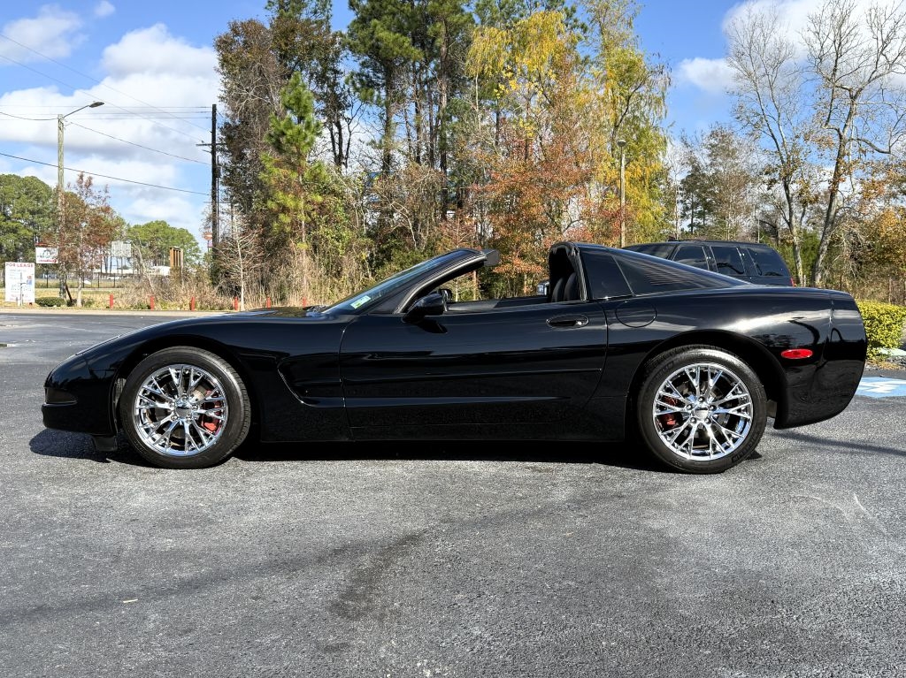 Chevrolet Corvette 2dr Cpe 2002