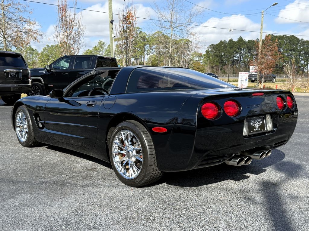 Chevrolet Corvette 2dr Cpe 2002