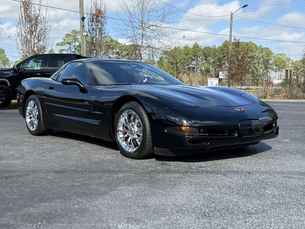 Chevrolet Corvette 2dr Cpe 2002