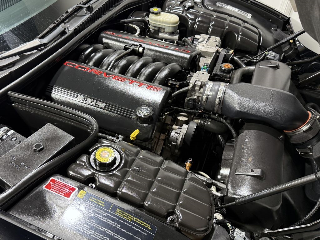 Chevrolet Corvette 2dr Cpe 2002