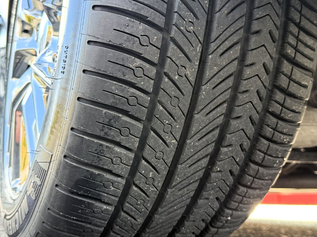 Chevrolet Corvette 2dr Cpe 2002