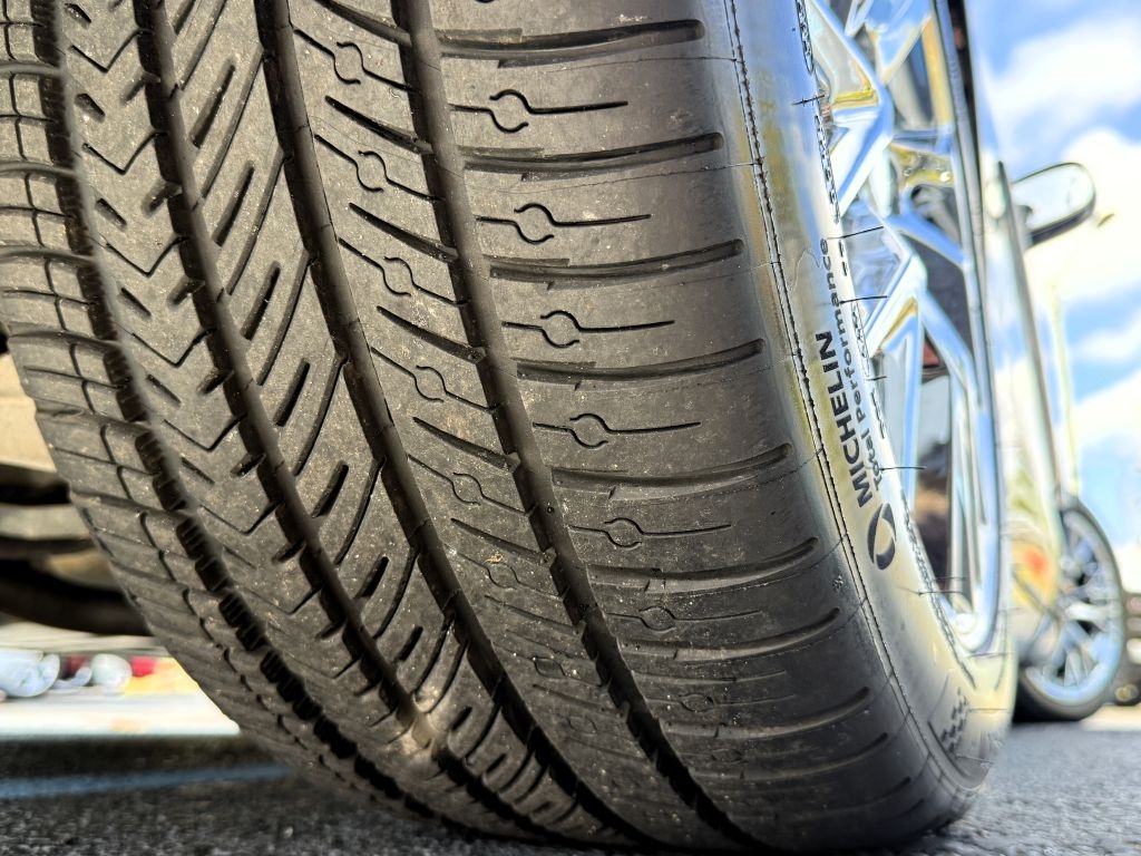 Chevrolet Corvette 2dr Cpe 2002