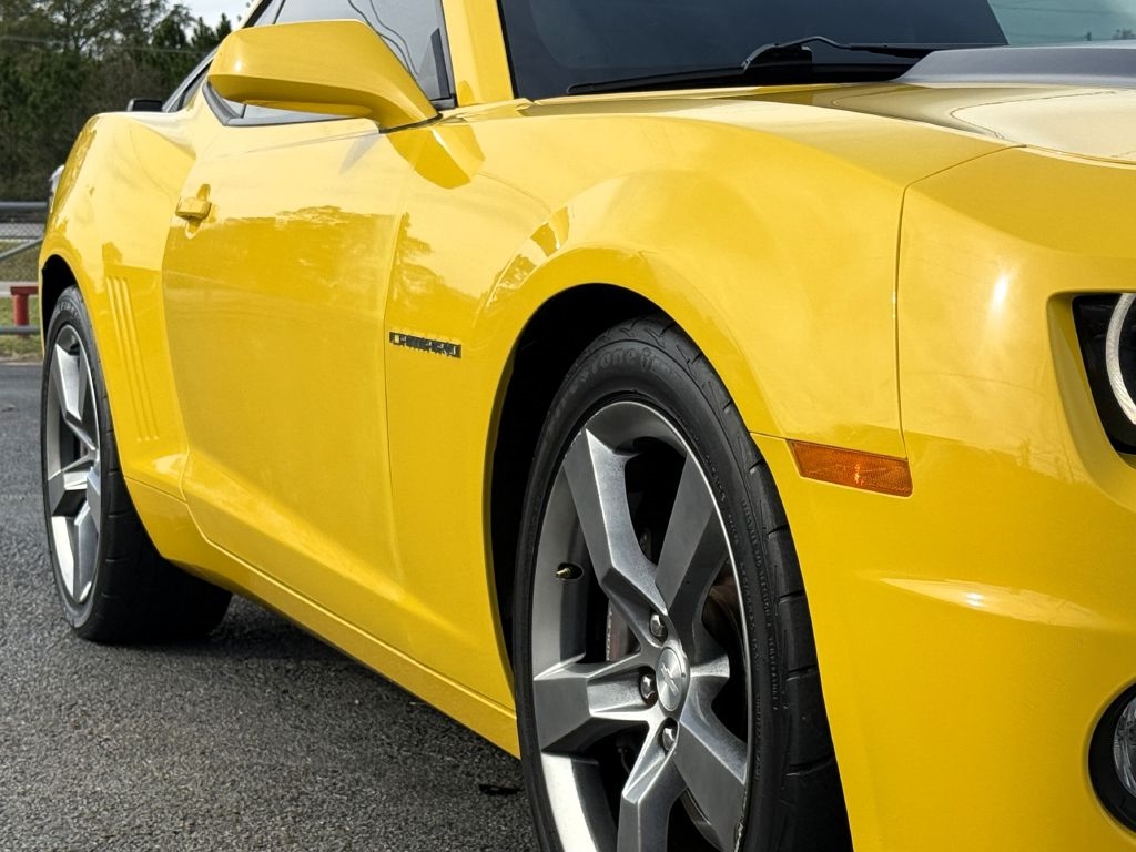 Chevrolet Camaro 2dr Cpe 2SS 2012