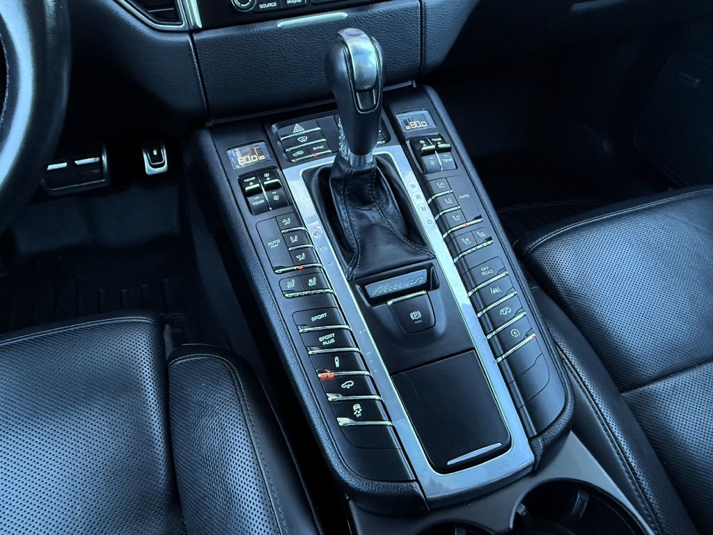 Porsche Macan GTS AWD 2018