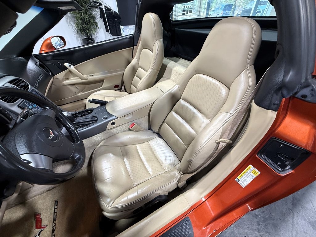 Chevrolet Corvette 2dr Cpe 2006