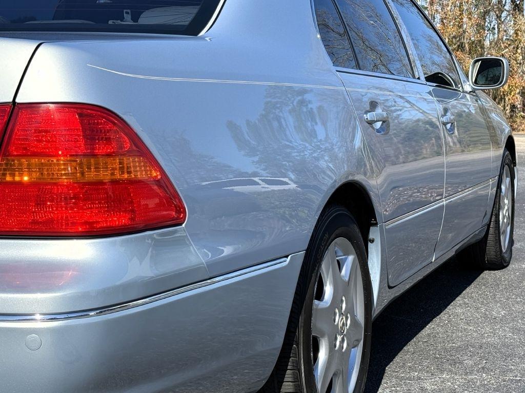 Lexus LS 430 4dr Sdn 2003