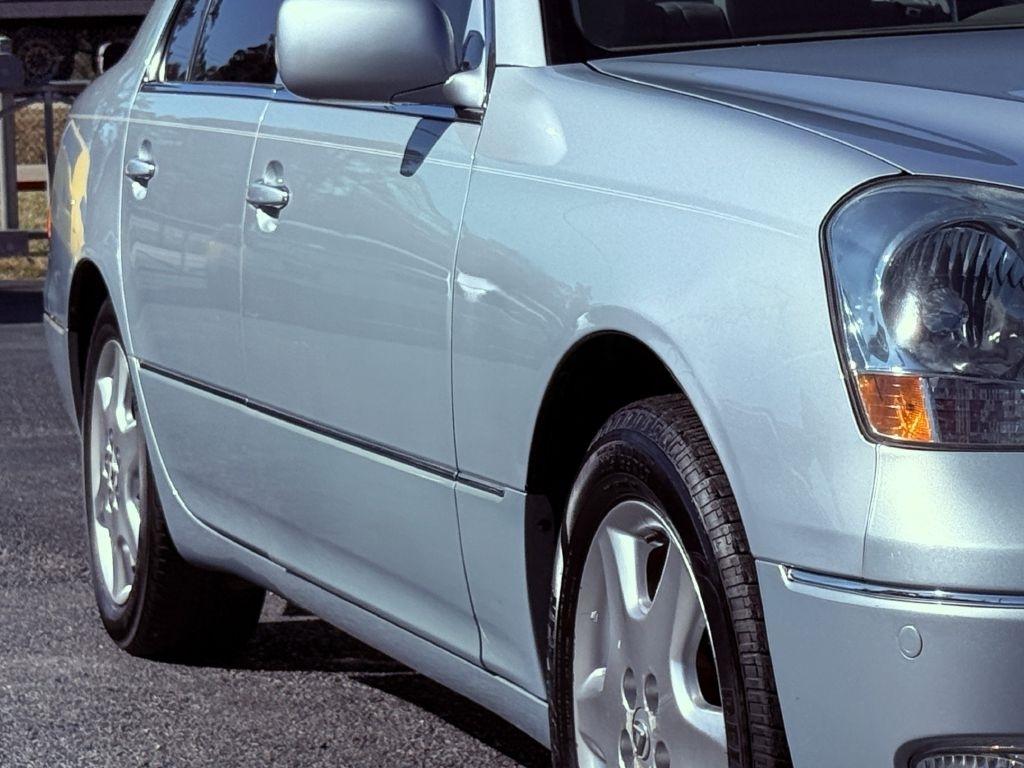 Lexus LS 430 4dr Sdn 2003