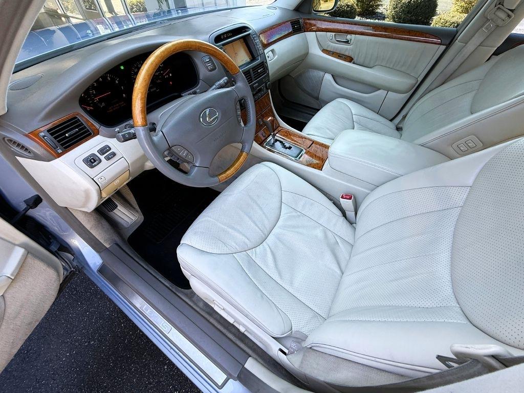 Lexus LS 430 4dr Sdn 2003