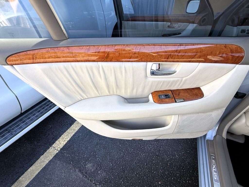 Lexus LS 430 4dr Sdn 2003