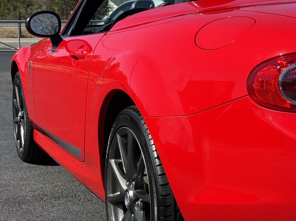 Mazda MX-5 Miata 2dr Conv Hard Top Man Club 2015
