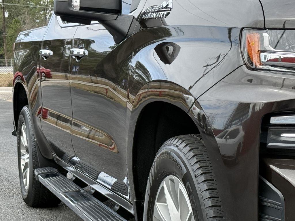 Chevrolet Silverado 1500 2WD Crew Cab 147" High Country 2019