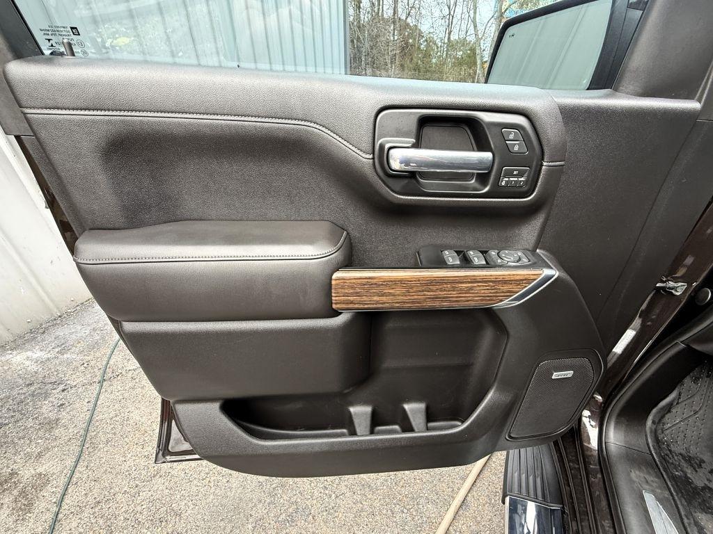 Chevrolet Silverado 1500 2WD Crew Cab 147" High Country 2019