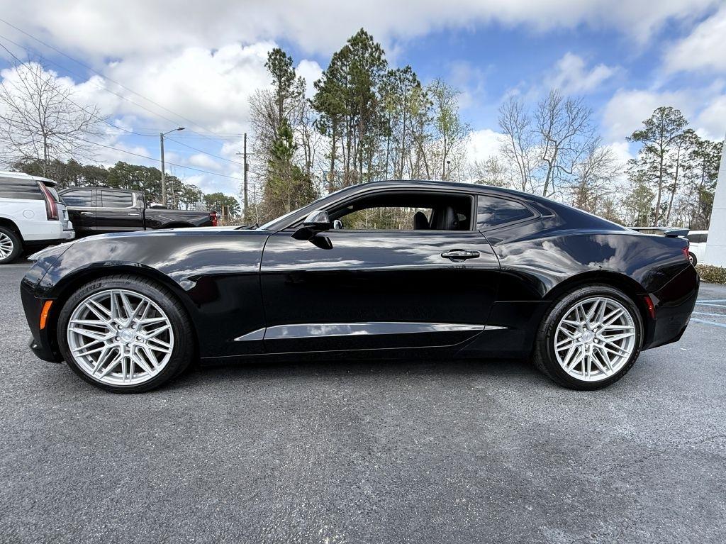 Chevrolet Camaro 2dr Cpe 2SS 2018