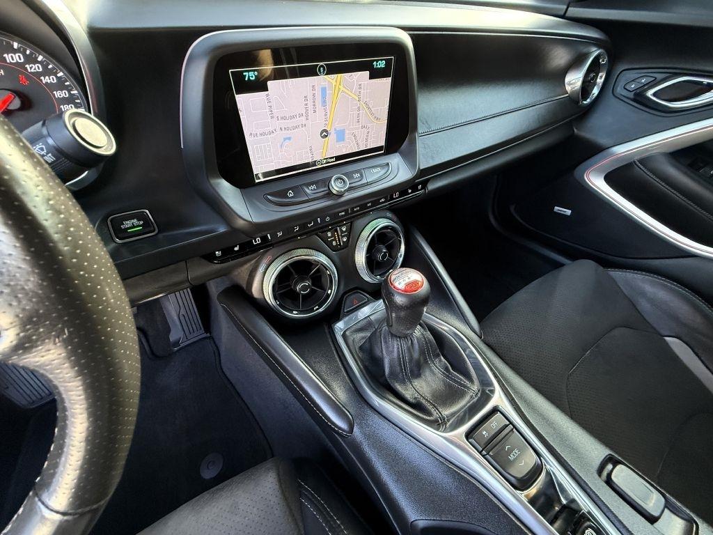 Chevrolet Camaro 2dr Cpe 2SS 2018