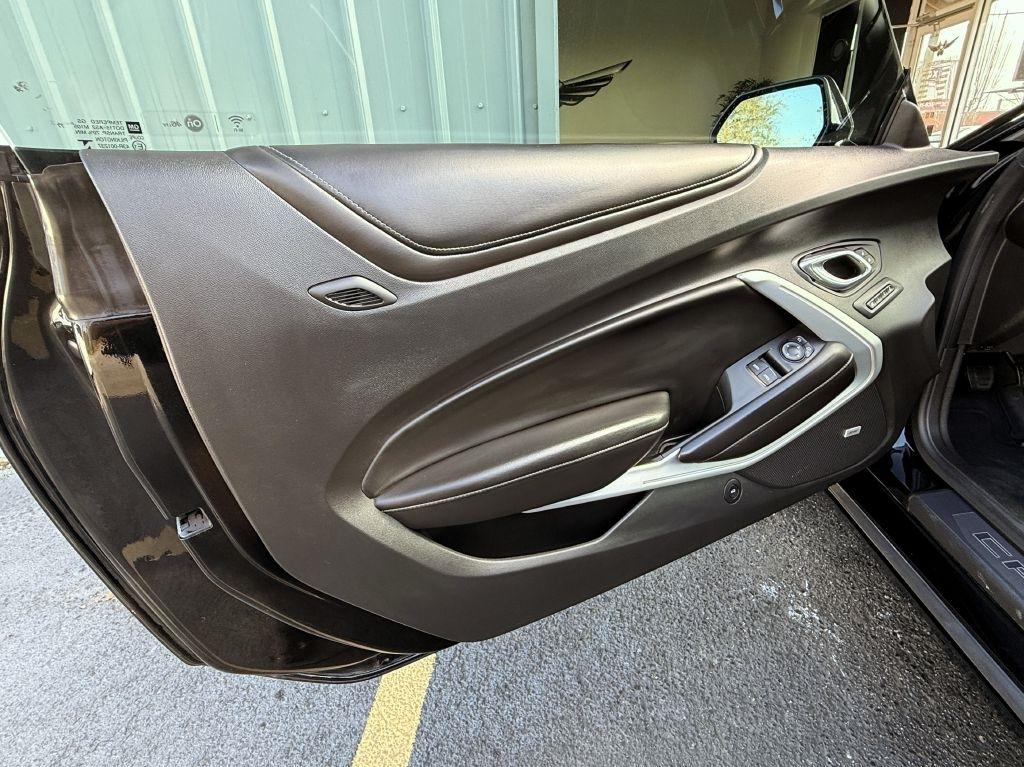 Chevrolet Camaro 2dr Cpe 2SS 2018