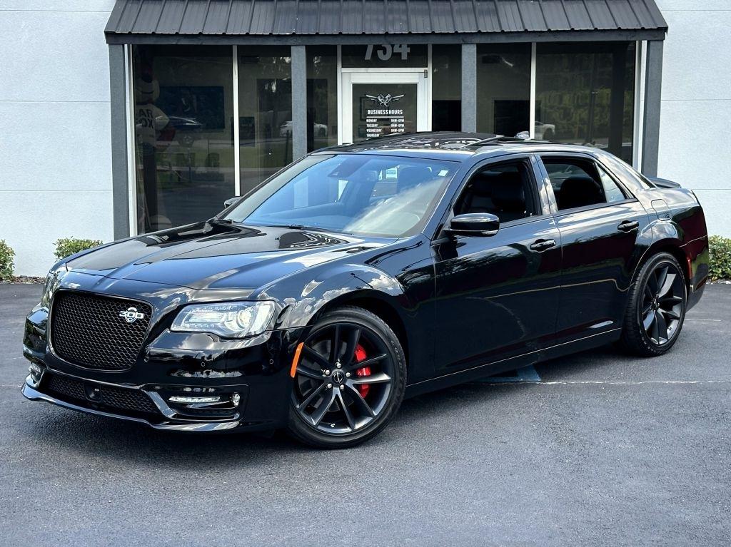 Chrysler 300 300C RWD 2023