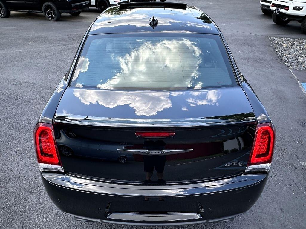 Chrysler 300 300C RWD 2023