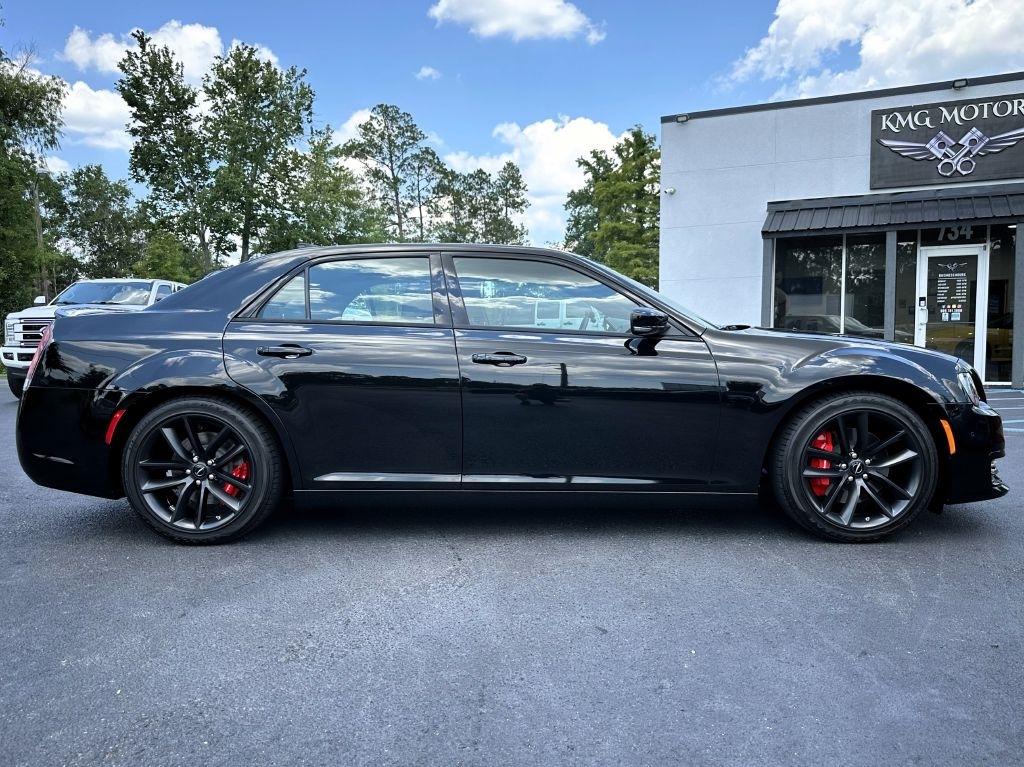Chrysler 300 300C RWD 2023
