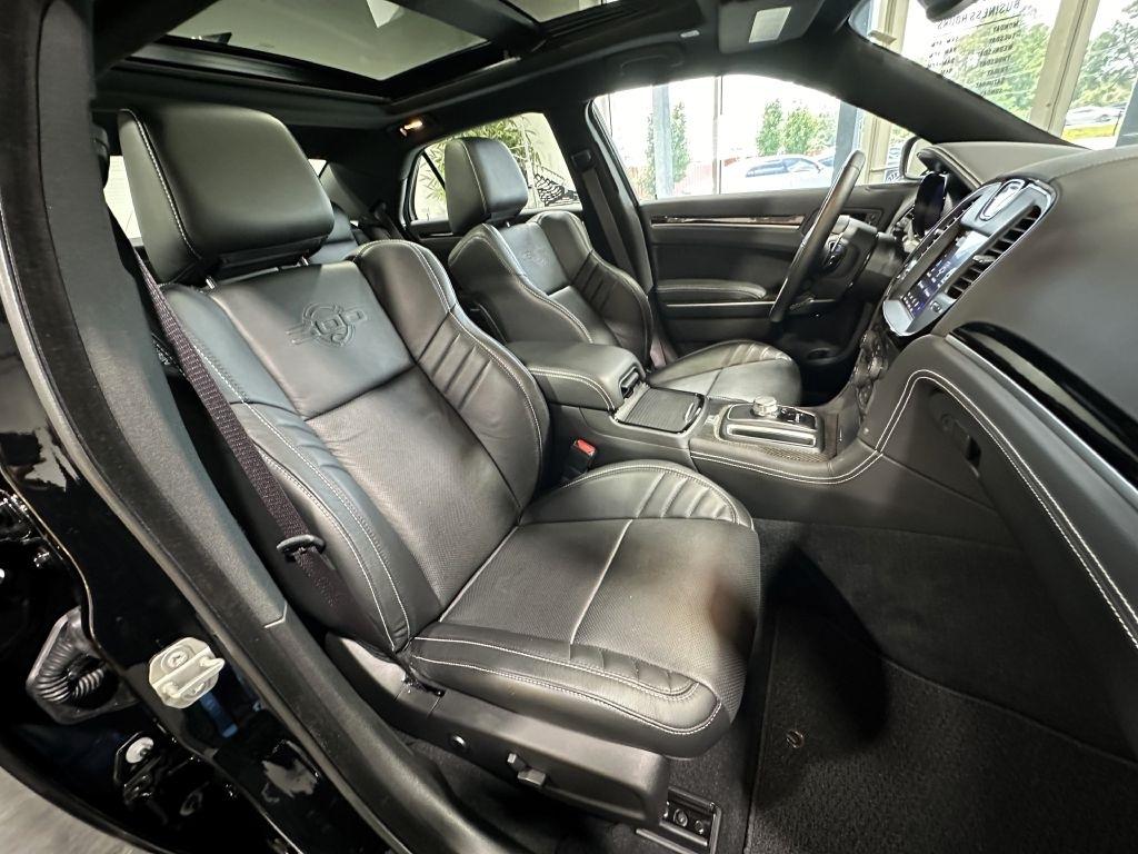 Chrysler 300 300C RWD 2023