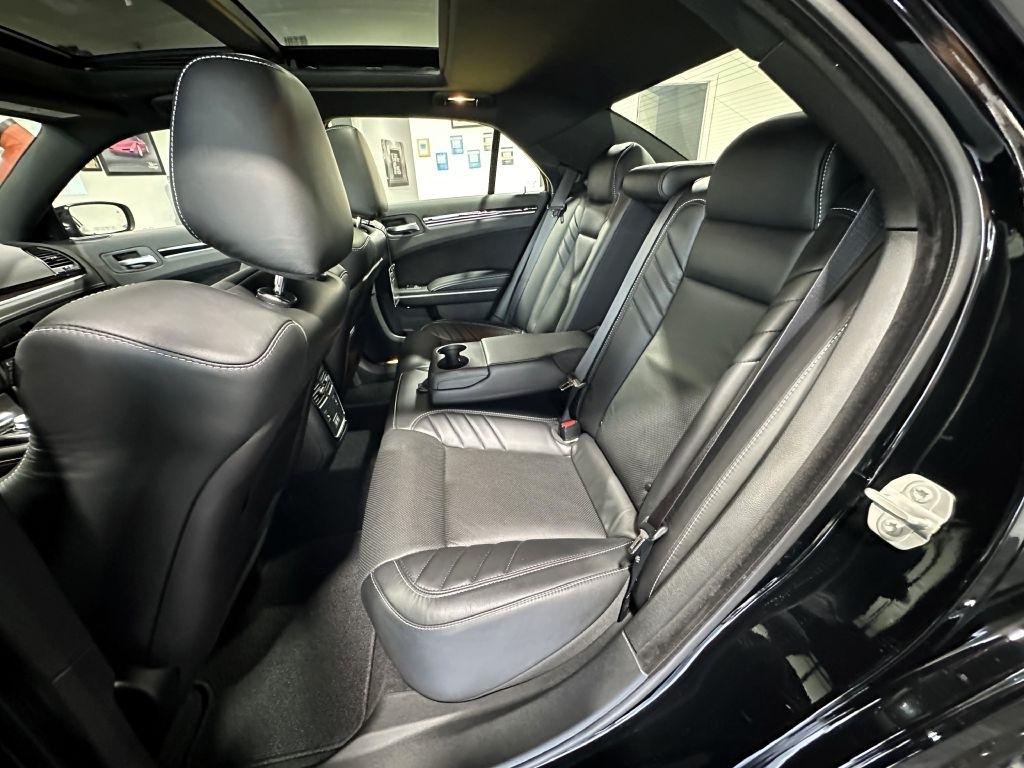 Chrysler 300 300C RWD 2023