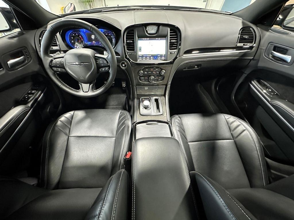 Chrysler 300 300C RWD 2023