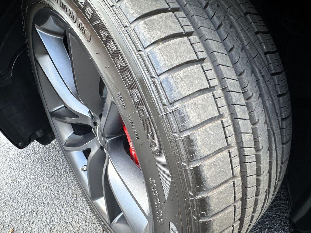 Chrysler 300 300C RWD 2023