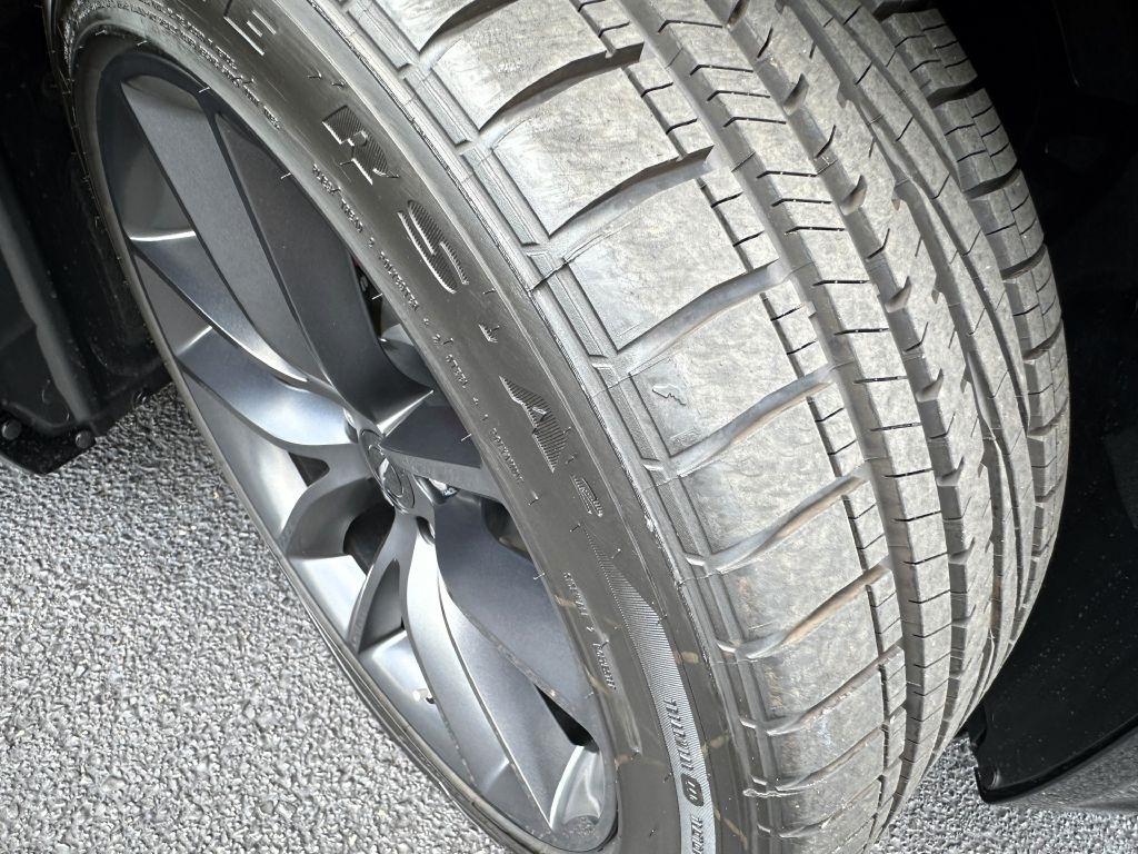 Chrysler 300 300C RWD 2023