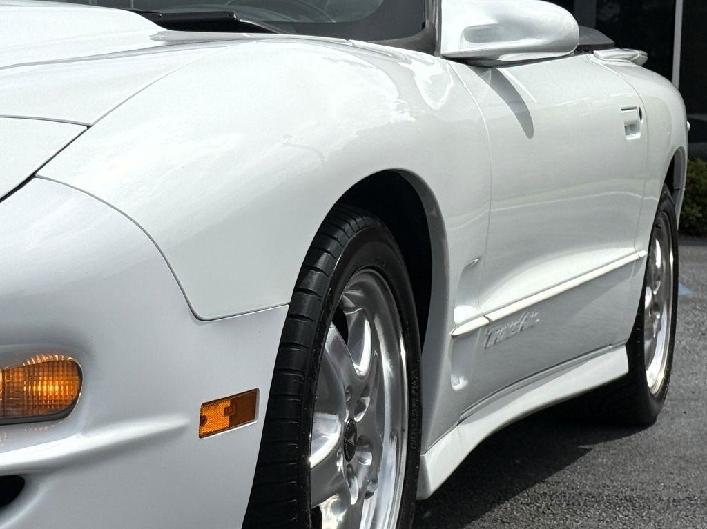 Pontiac Trans Am WS6 2002