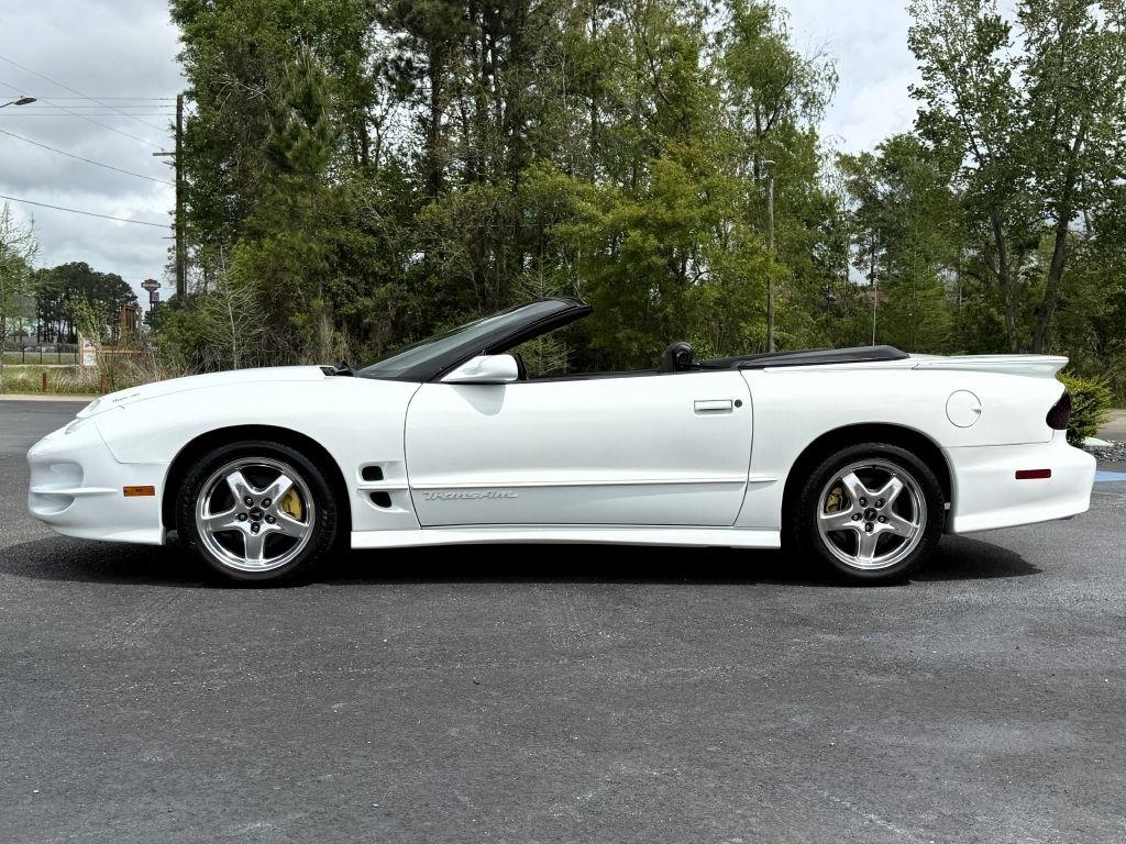 Pontiac Trans Am WS6 2002