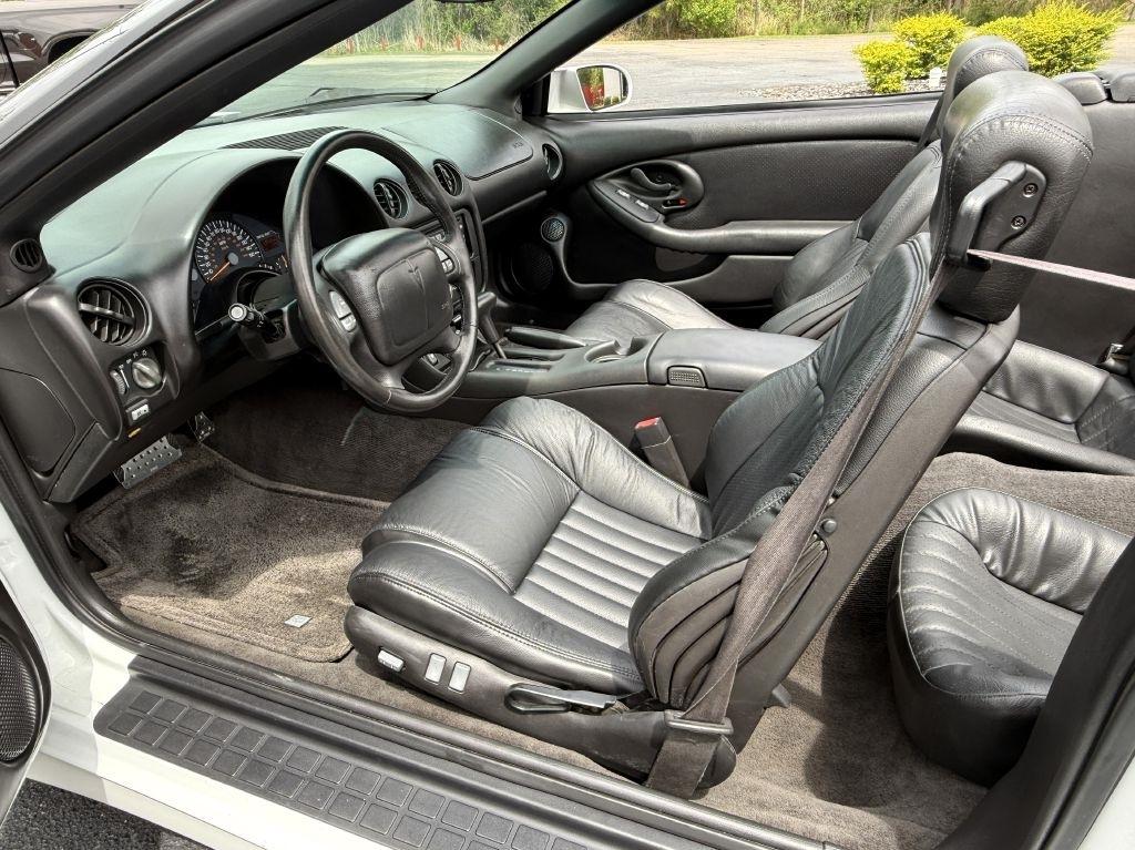 Pontiac Trans Am WS6 2002