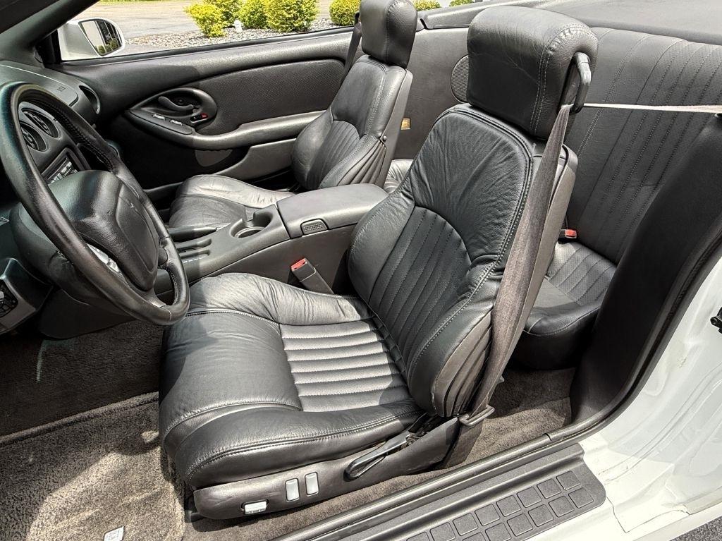 Pontiac Trans Am WS6 2002