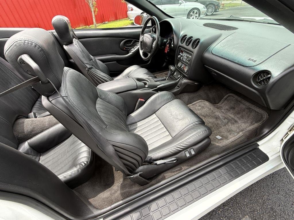 Pontiac Trans Am WS6 2002