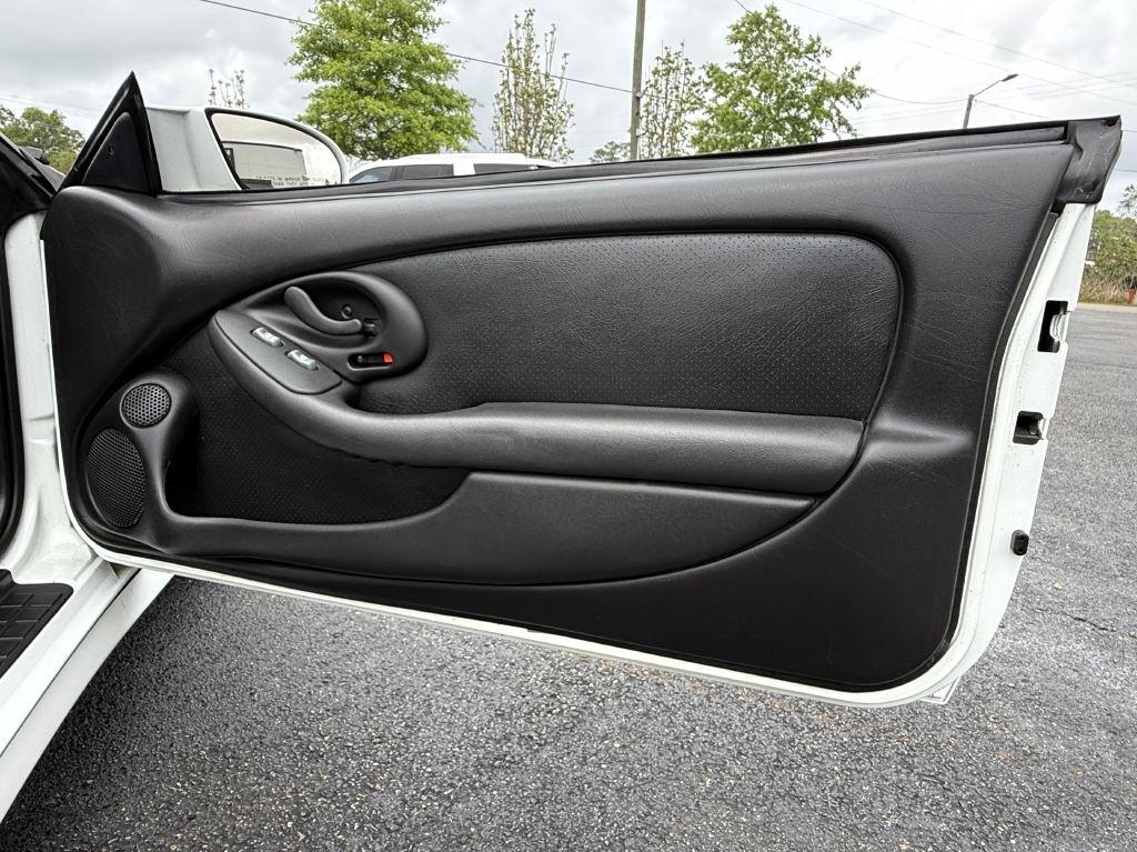 Pontiac Trans Am WS6 2002