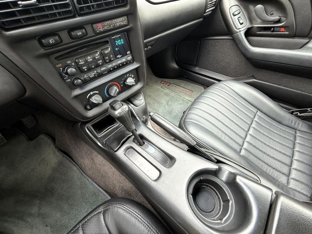 Chevrolet Camaro 2dr Cpe Z28 2002