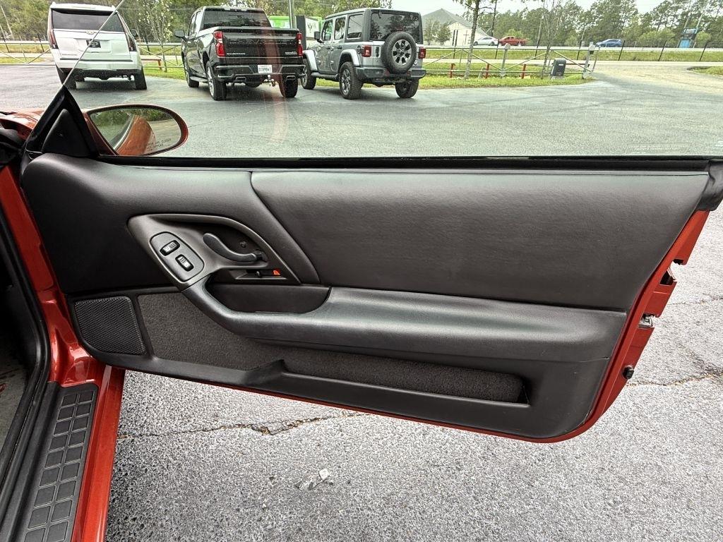 Chevrolet Camaro 2dr Cpe Z28 2002